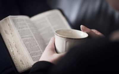 Leyó la biblia sin saber lo que era. ¡Eso la enamoró del Señor!