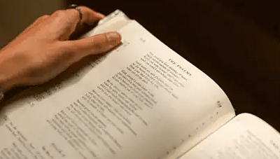 ¿Pasas por tiempos difíciles? ¡Estos 10 salmos podrían ayudarte a enfrentarlos!
